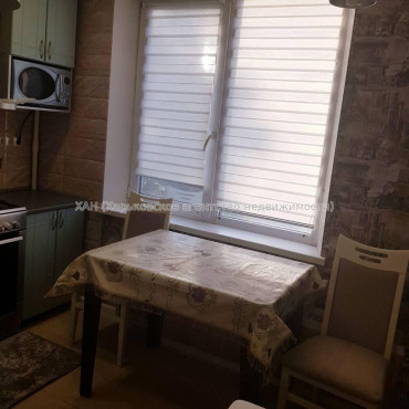 Продам квартиру, Академика Павлова ул. , 162 , 2 кім., 45 м², евроремонт 