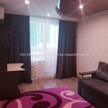 Продам квартиру, Академика Павлова ул. , 162 , 2 кім., 45 м², евроремонт 