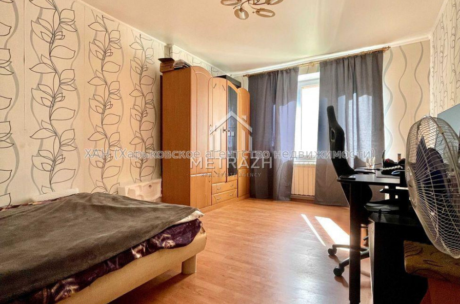 Продам квартиру, 1 кім., 38 м², косметический ремонт 