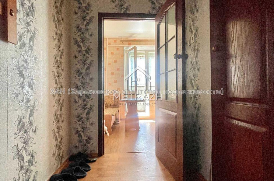 Продам квартиру, 1 кім., 38 м², косметический ремонт 