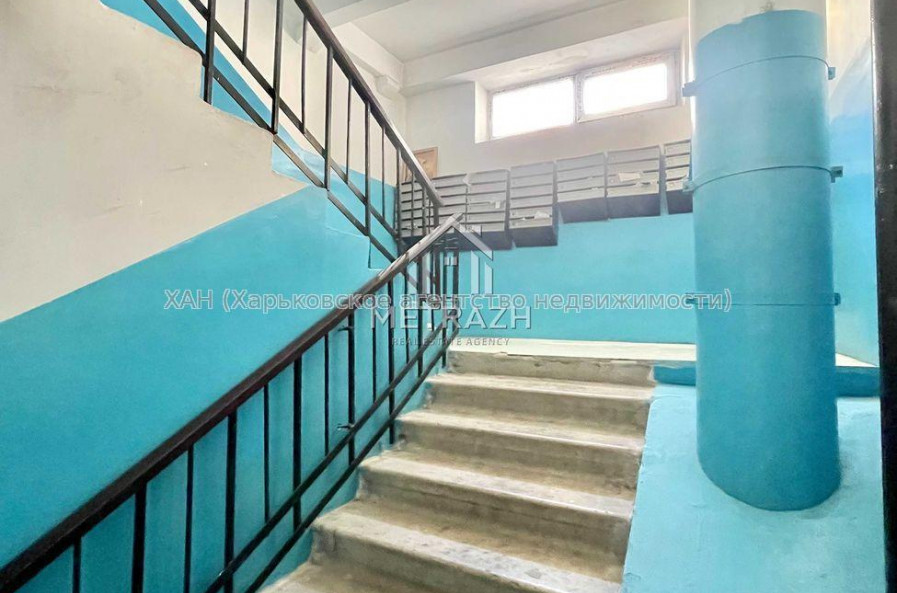 Продам квартиру, 1 кім., 38 м², косметический ремонт 