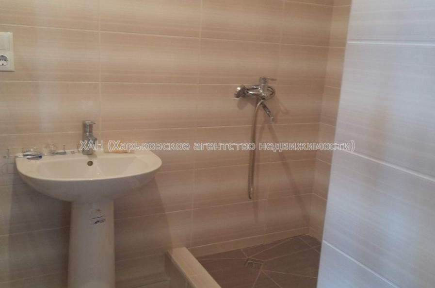 Продам квартиру, 1  ком., 44 м², косметический ремонт 