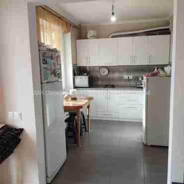 Продам квартиру, 1  ком., 44 м², косметический ремонт 