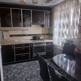 Продам квартиру, Проскуры ул. , 1 кім., 51 м², евроремонт