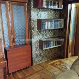 Продам квартиру, Аэрокосмический пр. , 3 кім., 62.70 м², косметический ремонт