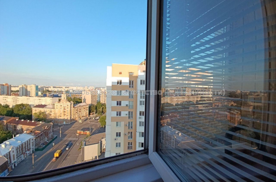 Продам квартиру, Георгия Тарасенко ул. , 1  ком., 39 м², капитальный ремонт 