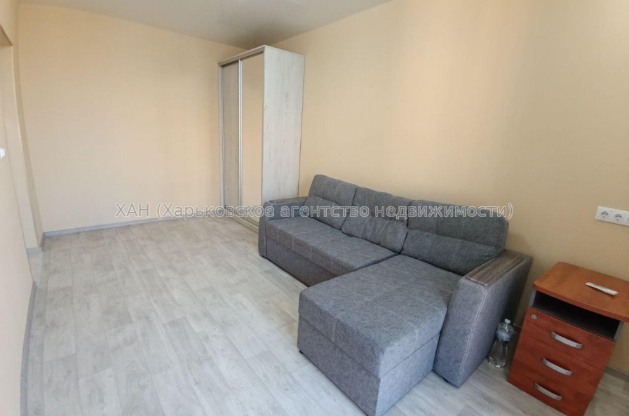 Продам квартиру, Георгия Тарасенко ул. , 1  ком., 39 м², капитальный ремонт 