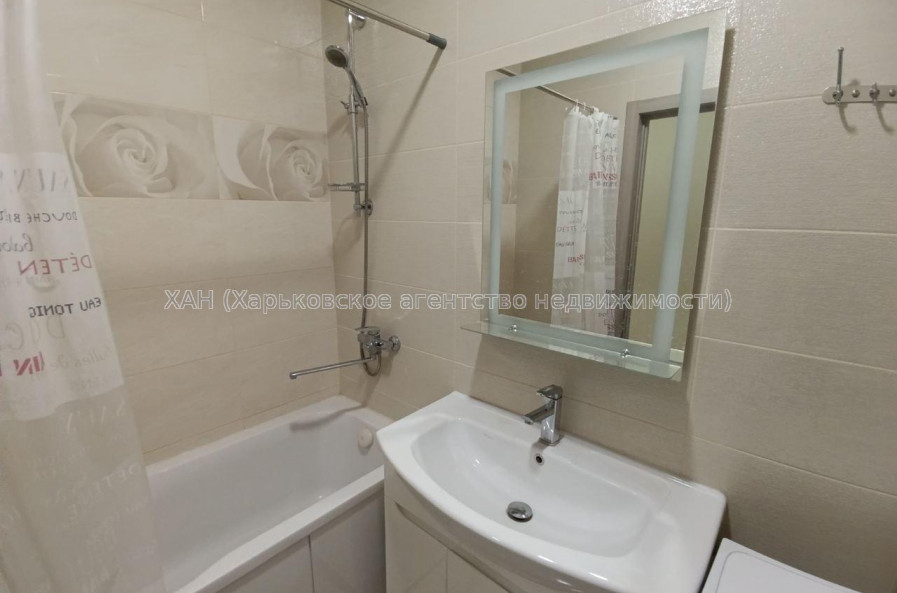 Продам квартиру, Георгия Тарасенко ул. , 1  ком., 39 м², капитальный ремонт 