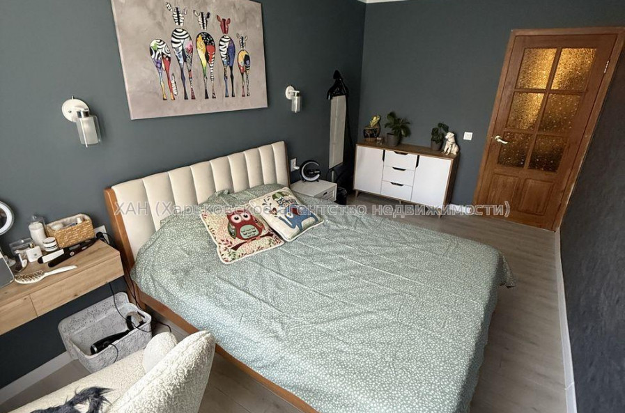 Продам квартиру, Деревянко ул. , 3  ком., 57 м², частичный ремонт 