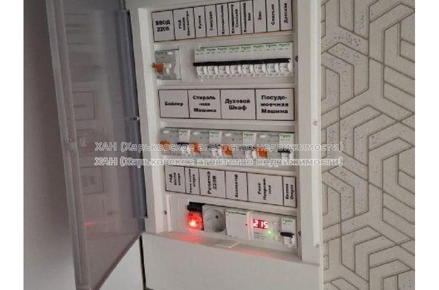 Продам квартиру, 3 кім., 86 м², авторский дизайн 