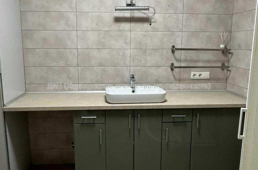Продам квартиру, Мирослава Мисли ул. , 1  ком., 50 м², авторский дизайн 