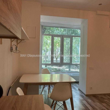 Продам квартиру, Мирослава Мисли ул. , 1  ком., 50 м², авторский дизайн 