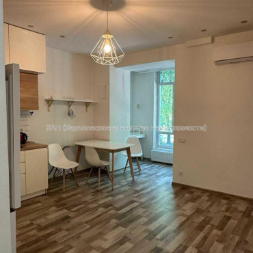 Продам квартиру, Мирослава Мисли ул. , 1  ком., 50 м², авторский дизайн 