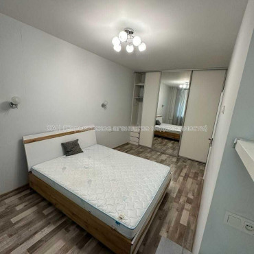 Продам квартиру, Мирослава Мисли ул. , 1  ком., 50 м², авторский дизайн 