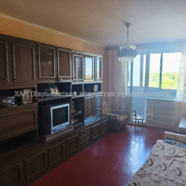 Продам квартиру, Пастера Луи ул. , 3  ком., 65 м², косметический ремонт