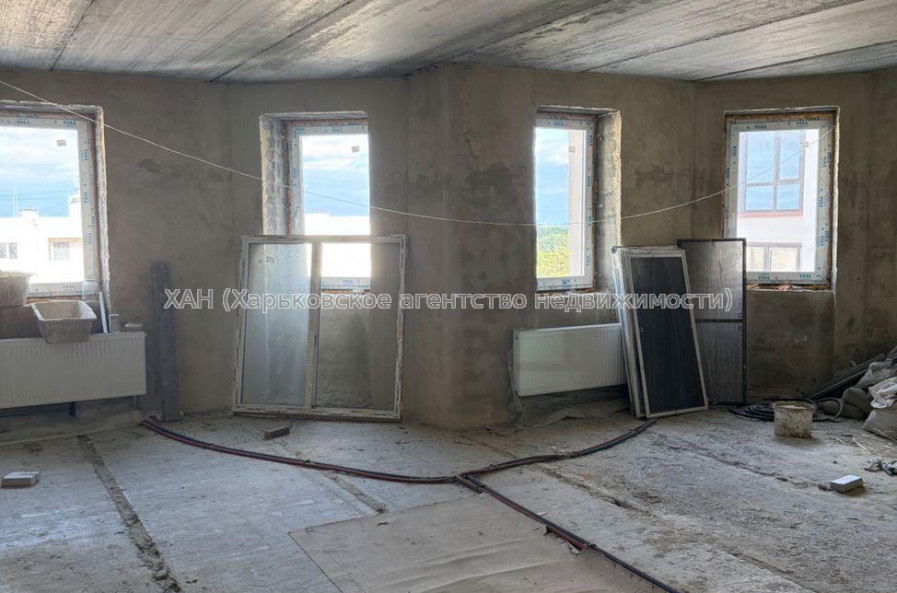 Продам квартиру, Профессорская ул. , 5 кім., 168 м², без отделочных работ 