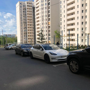 Продам квартиру, Профессорская ул. , 5  ком., 168 м², без отделочных работ 