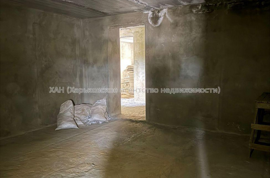 Продам квартиру, Профессорская ул. , 5 кім., 168 м², без отделочных работ 