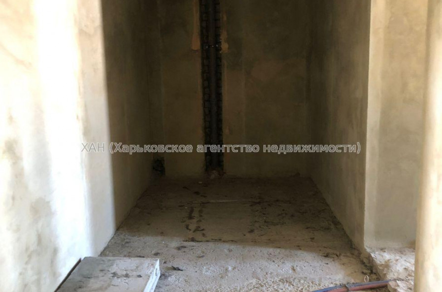 Продам квартиру, Профессорская ул. , 5 кім., 168 м², без отделочных работ 