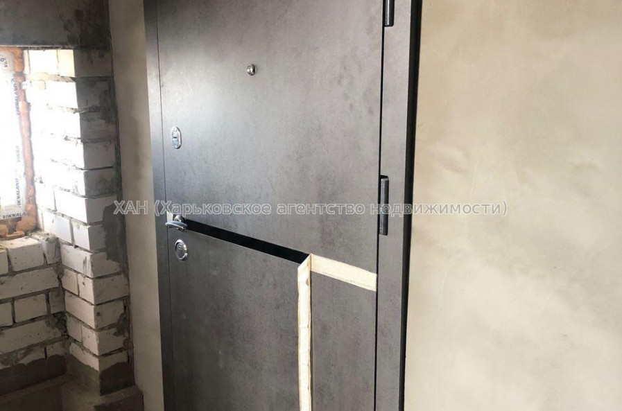 Продам квартиру, Профессорская ул. , 5 кім., 168 м², без отделочных работ 