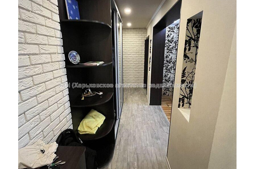 Продам квартиру, Каденюка ул. , 3  ком., 65 м², евроремонт 