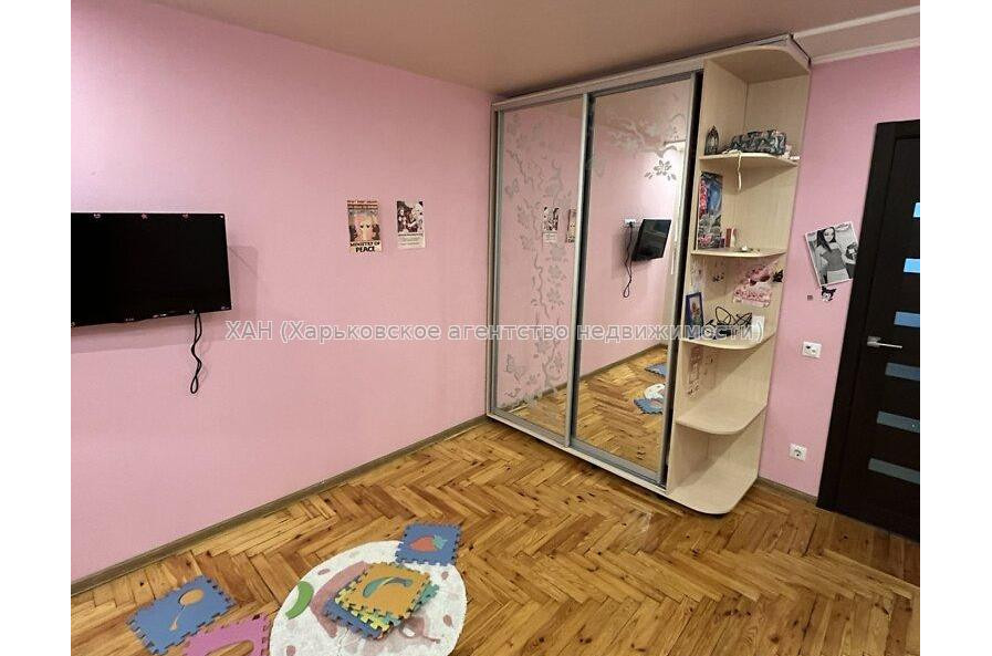 Продам квартиру, Каденюка ул. , 3  ком., 65 м², евроремонт 