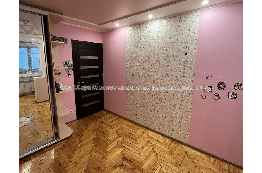 Продам квартиру, Каденюка ул. , 3  ком., 65 м², евроремонт 