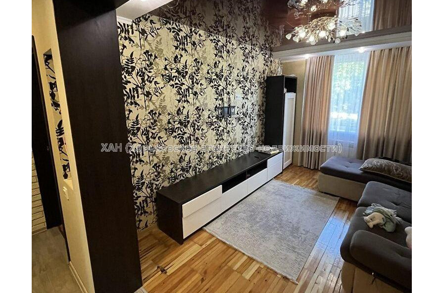 Продам квартиру, Каденюка ул. , 3  ком., 65 м², евроремонт 
