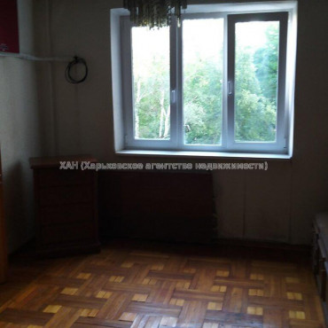 Продам квартиру, Клочковская ул. , 3 кім., 67.30 м², косметический ремонт 