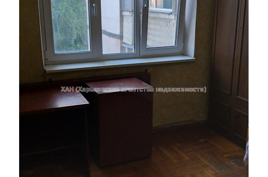 Продам квартиру, Клочковская ул. , 3  ком., 67.30 м², косметический ремонт 