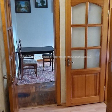 Продам квартиру, Клочковская ул. , 3 кім., 67.30 м², косметический ремонт 