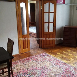 Продам квартиру, Клочковская ул. , 3  ком., 67.30 м², косметический ремонт