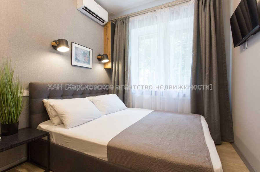 Продам квартиру, Ярославская ул. , 21 , 1  ком., 21 м², капитальный ремонт 