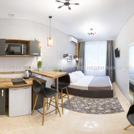 Продам квартиру, Ярославская ул. , 21 , 1  ком., 21 м², капитальный ремонт