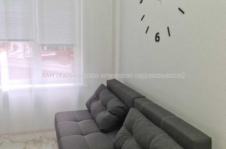 Продам квартиру, Деревянко ул. , 16А , 1 кім., 18 м², капитальный ремонт 