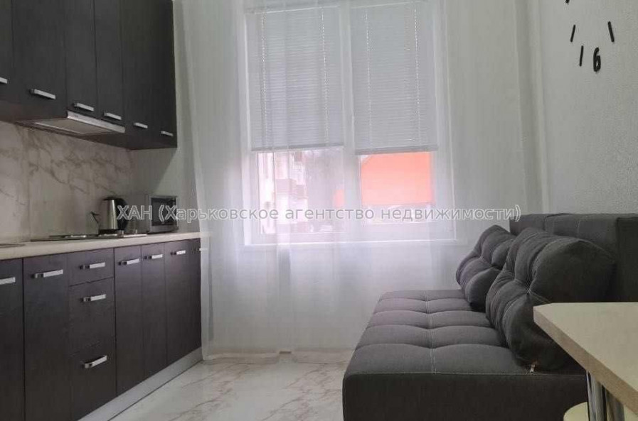 Продам квартиру, Деревянко ул. , 16А , 1 кім., 18 м², капитальный ремонт 