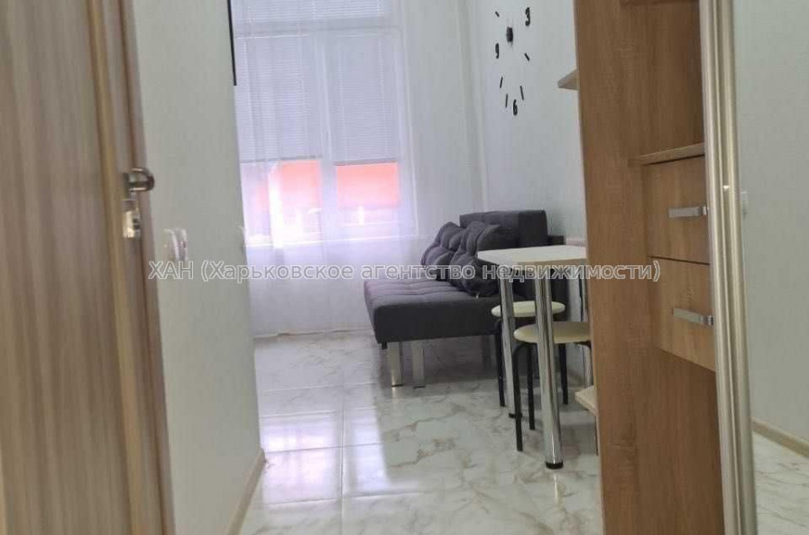 Продам квартиру, Деревянко ул. , 16А , 1 кім., 18 м², капитальный ремонт 