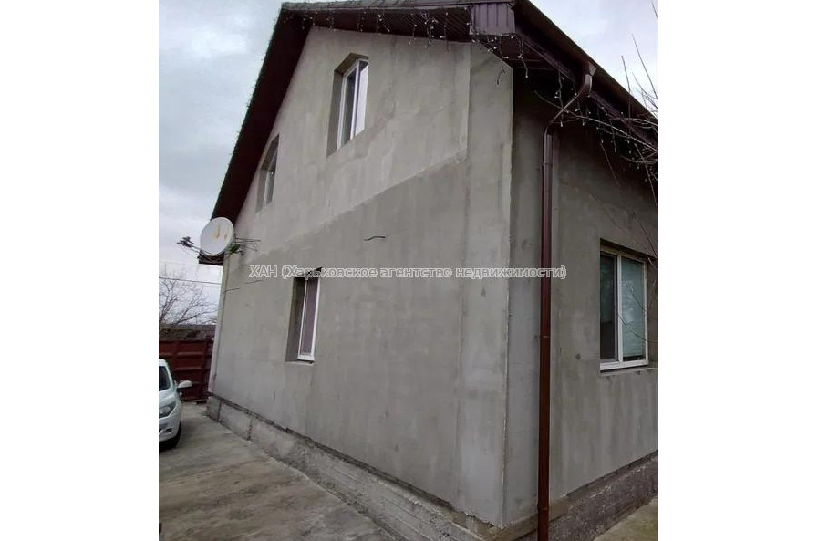 Продам дом, Журавлиная ул. , 280 м², 10 сот., частичный ремонт 