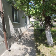 Продам дом, Клубничная ул. , 280 м², 10 сот., частичный ремонт 