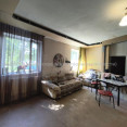 Продам дом, Клубничная ул. , 280 м², 10 сот., частичный ремонт 