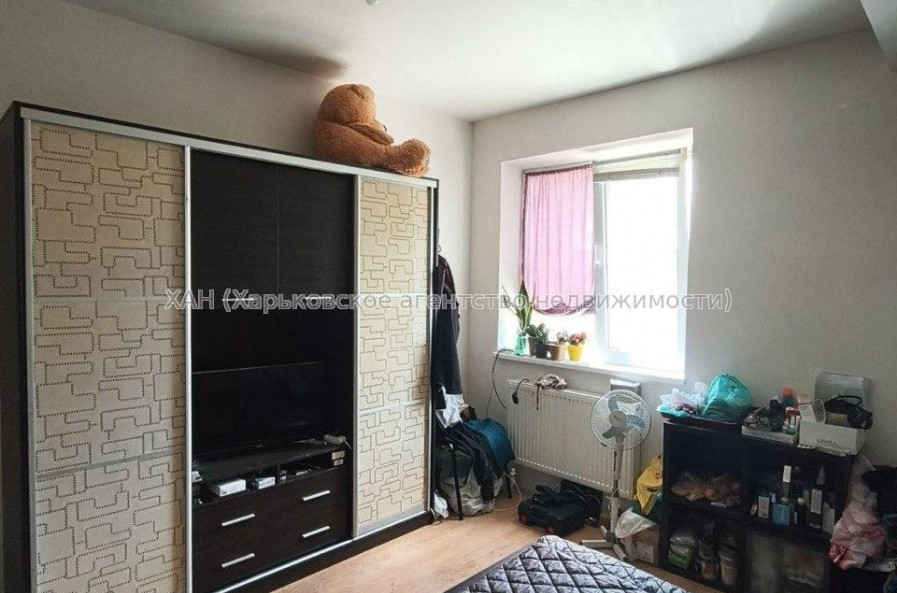 Продам дом, Клубничная ул. , 280 м², 10 сот., частичный ремонт 