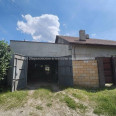 Продам дом, Клубничная ул. , 280 м², 10 сот., частичный ремонт 