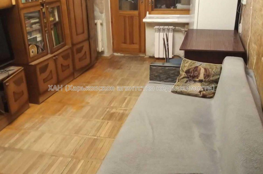 Продам квартиру, Аэрокосмический пр. , 2 кім., 46.50 м², косметический ремонт 