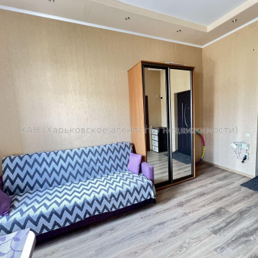 Продам квартиру, Конторская ул. , 1 кім., 20 м², капитальный ремонт 