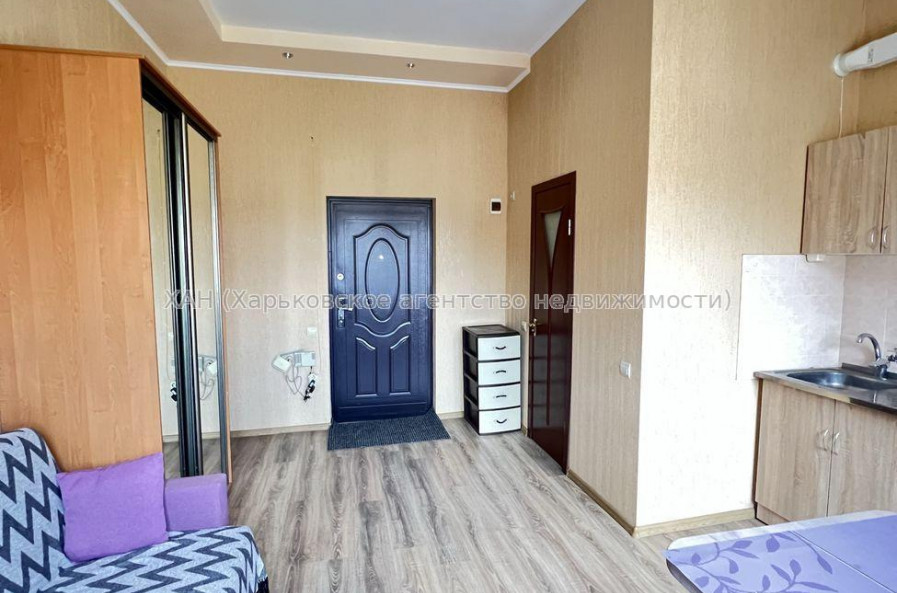 Продам квартиру, Конторская ул. , 1  ком., 20 м², капитальный ремонт 