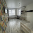 Продам квартиру, Стуса Василия ул. , 2  ком., 80.70 м², авторский дизайн 