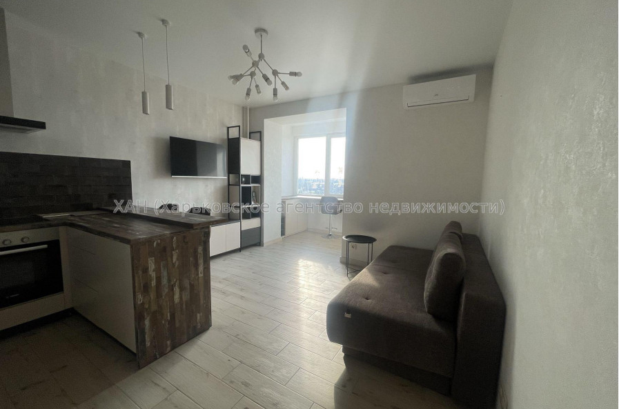 Продам квартиру, Стуса Василия ул. , 2  ком., 80.70 м², авторский дизайн 