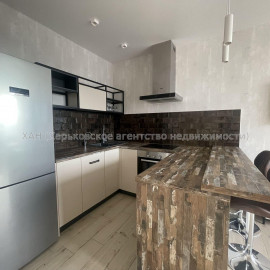 Продам квартиру, Стуса Василия ул. , 2  ком., 80.70 м², авторский дизайн
