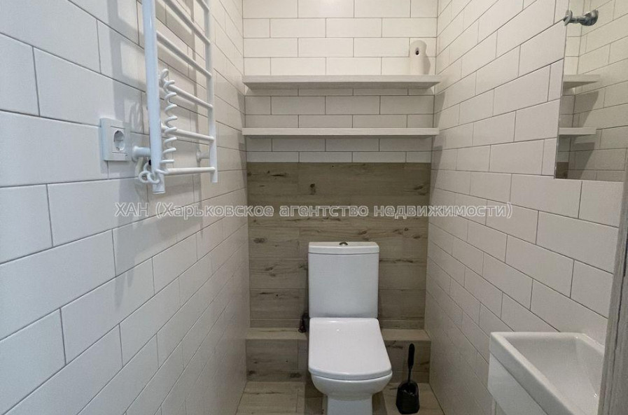 Продам квартиру, Стуса Василия ул. , 2  ком., 80.70 м², авторский дизайн 
