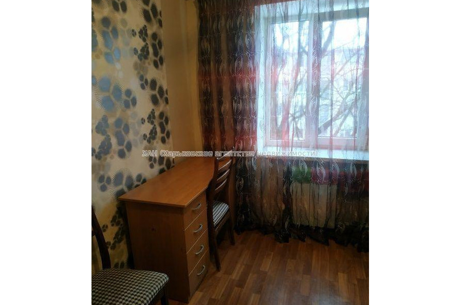 Продам квартиру, Ощепкова Андрея ул. , 1 кім., 13.20 м², косметический ремонт 